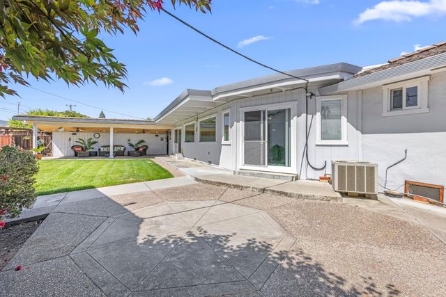 408 La Sierra Way, Gilroy, CA 95020