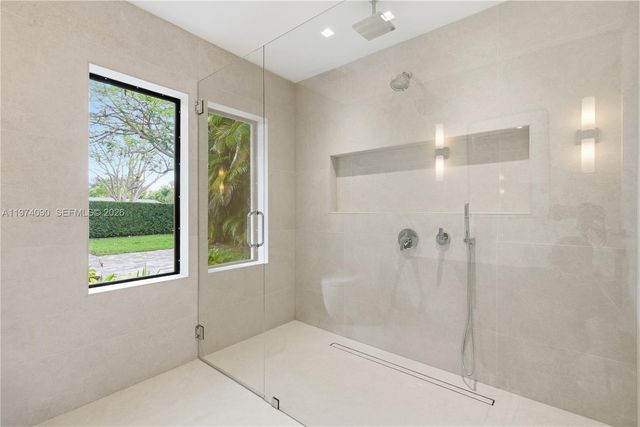 12050 SW 90th Ave, Miami, FL 33176