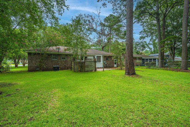 200 Heber Road, Summerville, SC 29485