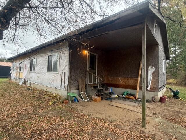 467 E Post Road, White Cloud, MI 49349