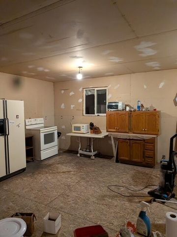 467 E Post Road, White Cloud, MI 49349