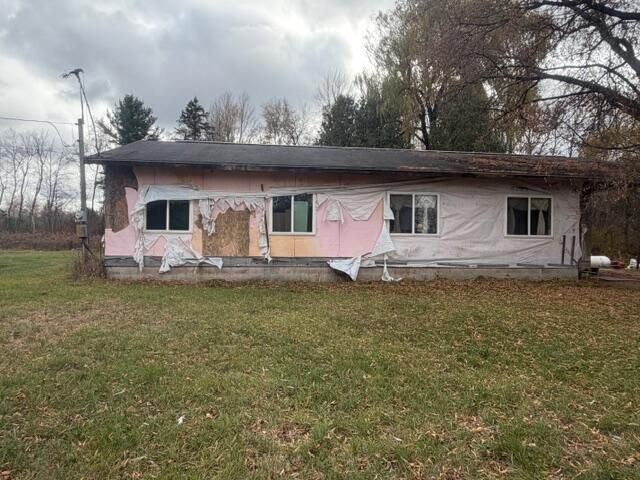 467 E Post Road, White Cloud, MI 49349