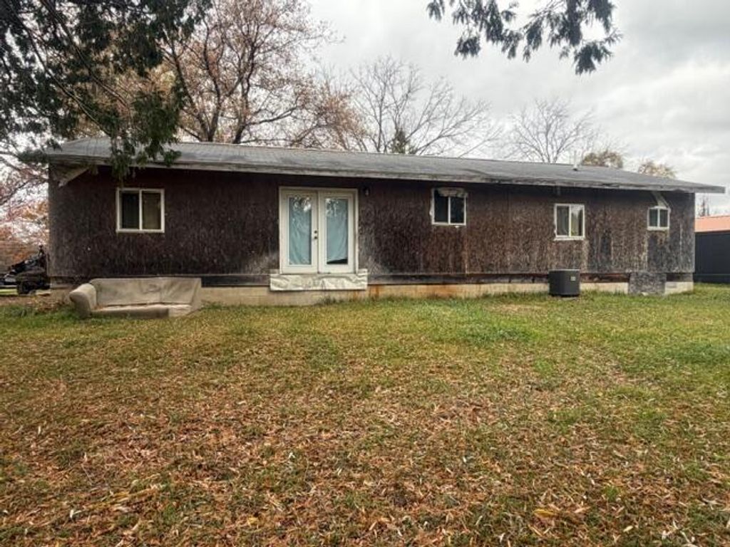 467 E Post Road, White Cloud, MI 49349