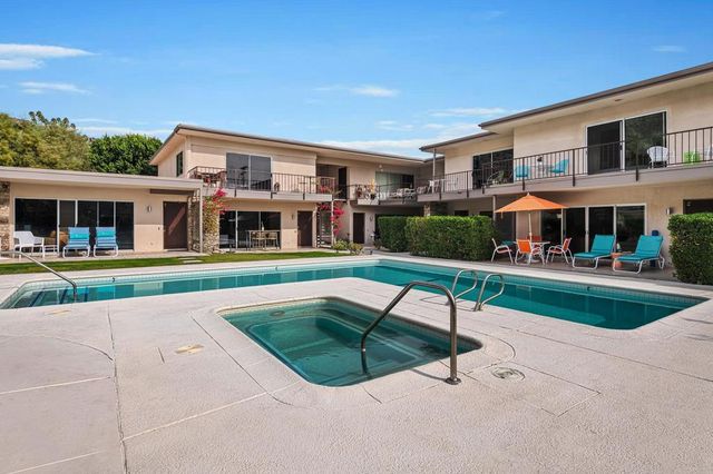 500 W Arenas Road 4, Palm Springs, CA 92262