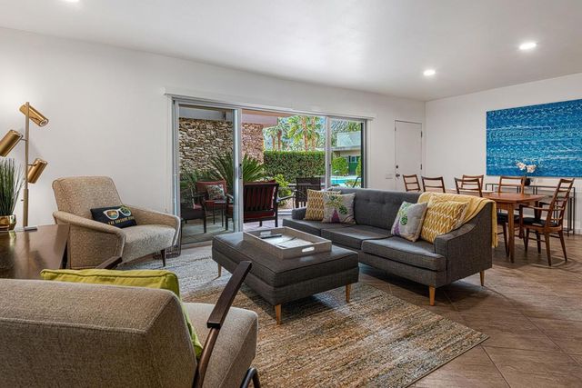 500 W Arenas Road 4, Palm Springs, CA 92262