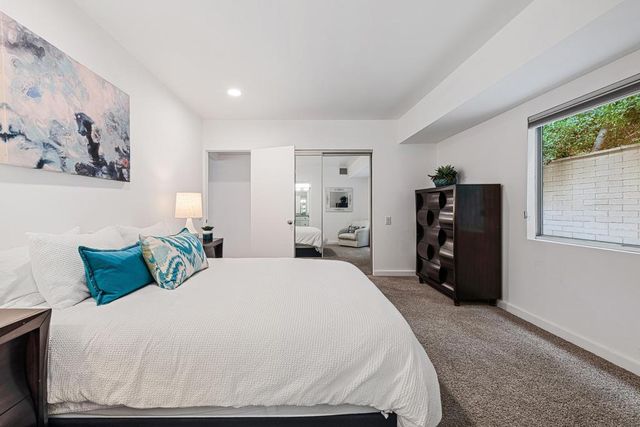 500 W Arenas Road 4, Palm Springs, CA 92262