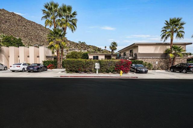 500 W Arenas Road 4, Palm Springs, CA 92262