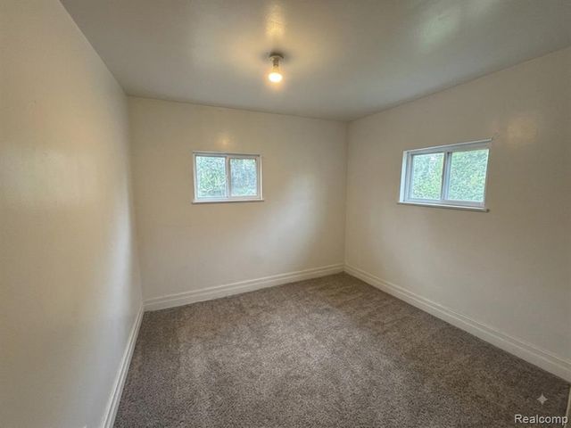 2339 Faber Street, Hamtramck, MI 48212