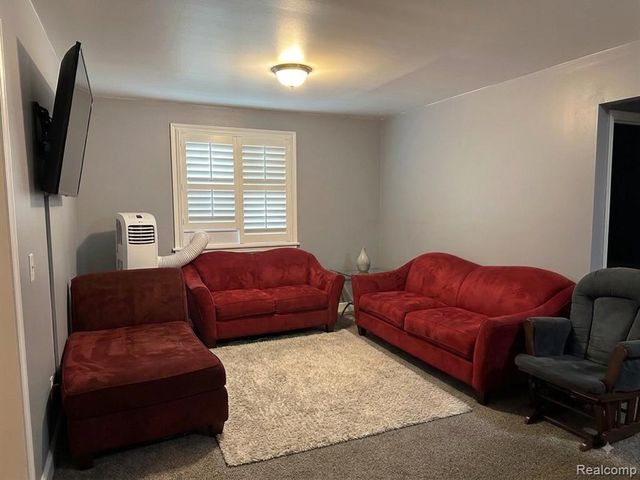 2339 Faber Street, Hamtramck, MI 48212