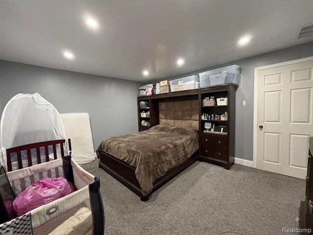 2339 Faber Street, Hamtramck, MI 48212
