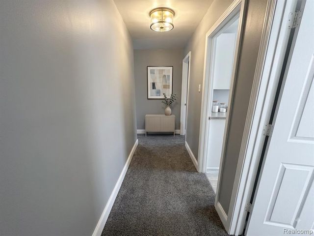 2339 Faber Street, Hamtramck, MI 48212