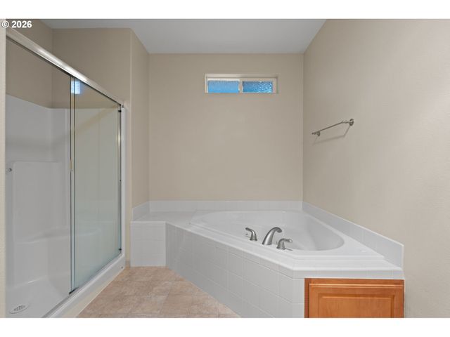 10206 Ne 102ND St, Vancouver, WA 98662