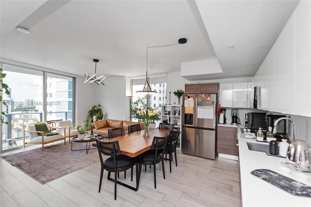 1010 SW 2nd Ave 1709, Miami, FL 33130