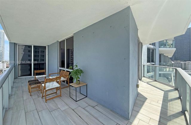 1010 SW 2nd Ave 1709, Miami, FL 33130