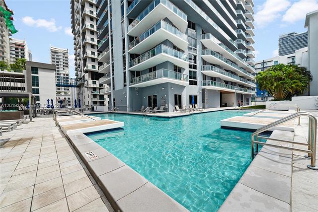 1010 SW 2nd Ave 1709, Miami, FL 33130