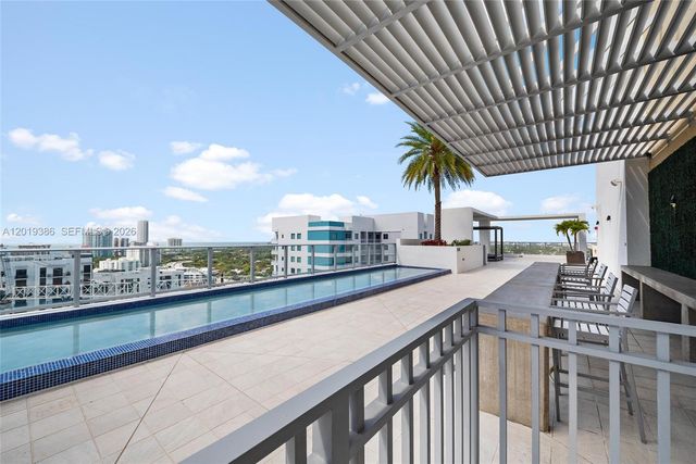 1010 SW 2nd Ave 1709, Miami, FL 33130