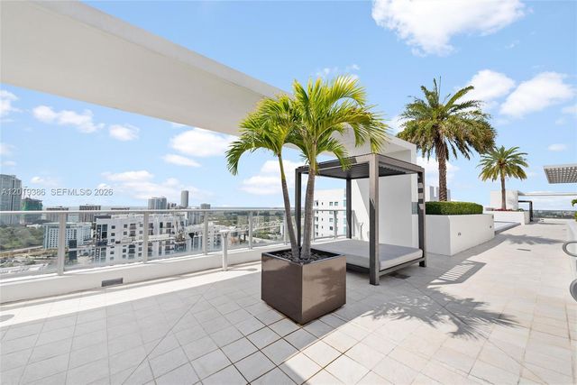 1010 SW 2nd Ave 1709, Miami, FL 33130