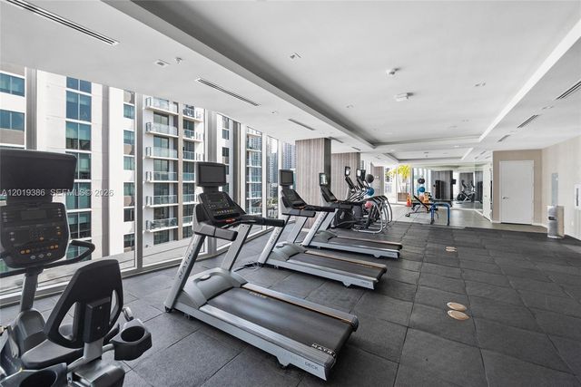 1010 SW 2nd Ave 1709, Miami, FL 33130