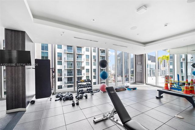 1010 SW 2nd Ave 1709, Miami, FL 33130