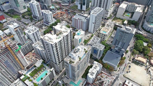 1010 SW 2nd Ave 1709, Miami, FL 33130