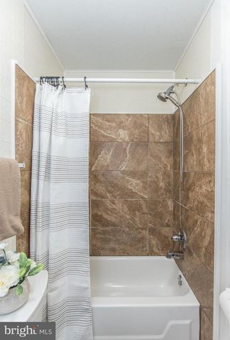 2833 ALMOND ST, Philadelphia, PA 19134