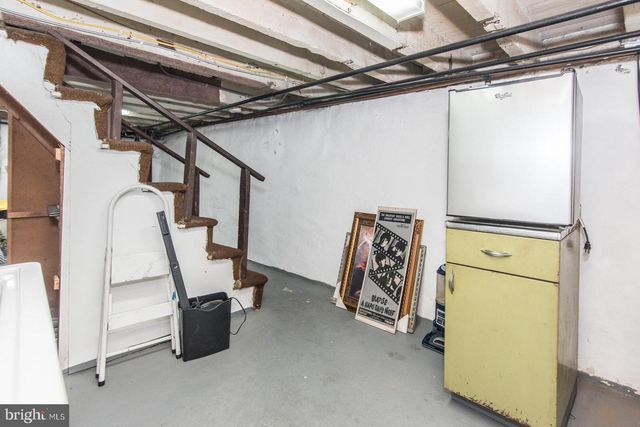 2833 ALMOND ST, Philadelphia, PA 19134