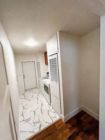14519 Lemontree Lane, West Olive, MI 49460