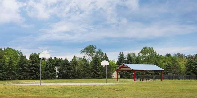 14519 Lemontree Lane, West Olive, MI 49460