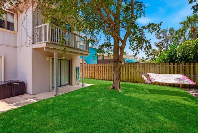 2457 Sundy Avenue, Delray Beach, FL 33444