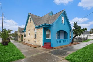 1028 Avenue M 1/2, Galveston, TX 77550