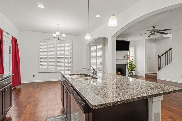 4987 Rapahoe, Atlanta, GA 30349