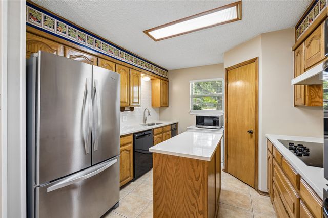 975 Trophy Club Drive, Trophy Club, TX 76262
