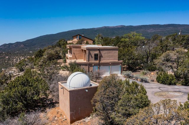 19 HIGH COUNTRY Drive, Cedar Crest, NM 87008