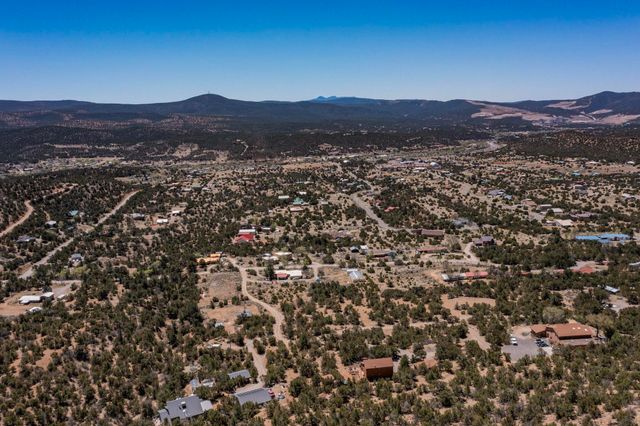 19 HIGH COUNTRY Drive, Cedar Crest, NM 87008