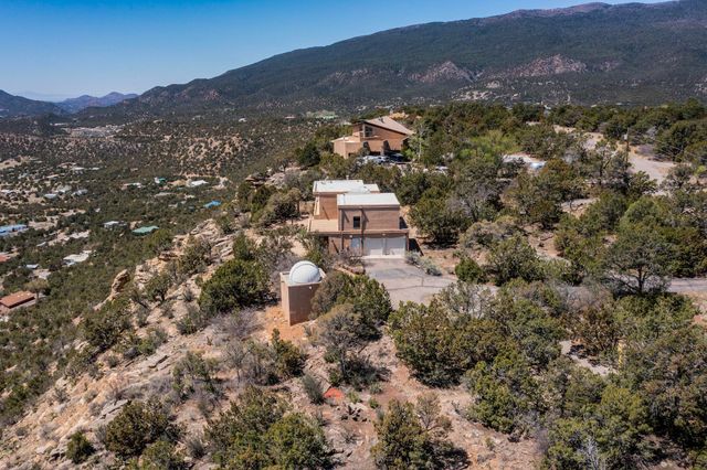19 HIGH COUNTRY Drive, Cedar Crest, NM 87008