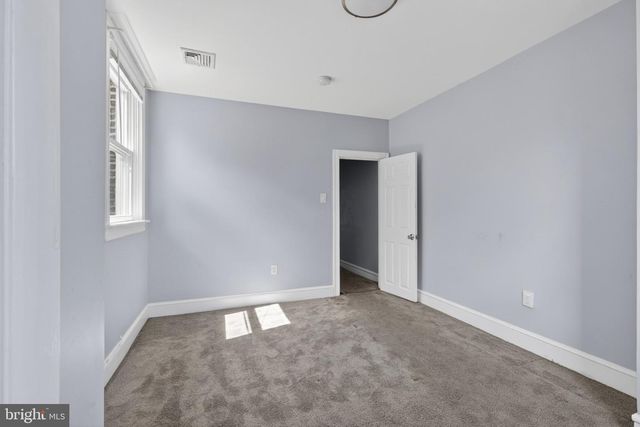 1365 DYRE ST, Philadelphia, PA 19124