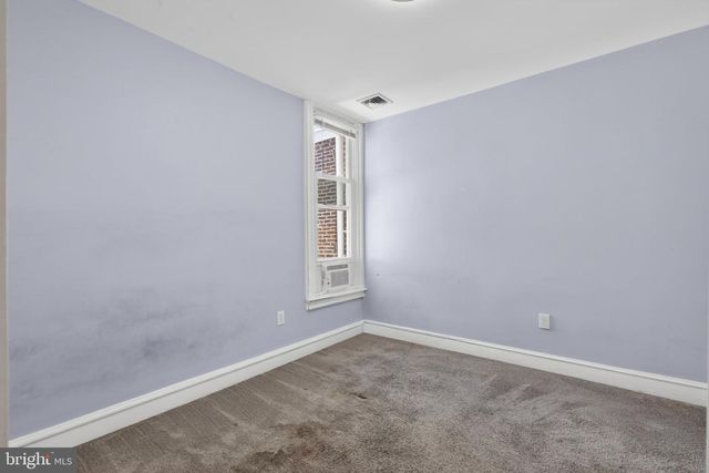 1365 DYRE ST, Philadelphia, PA 19124