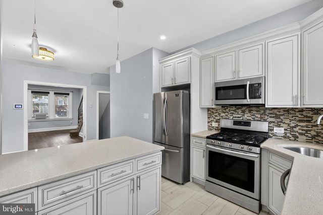 1365 DYRE ST, Philadelphia, PA 19124