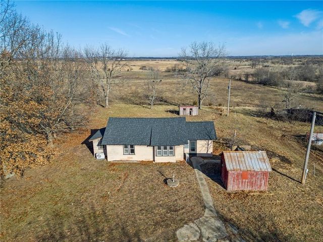 4033 W 367th Street, Louisburg, KS 66053