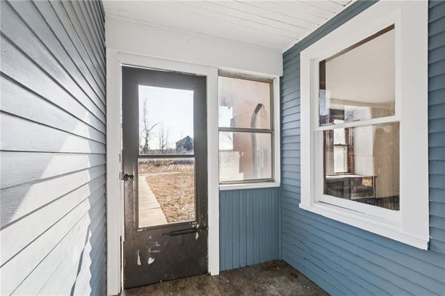 4033 W 367th Street, Louisburg, KS 66053