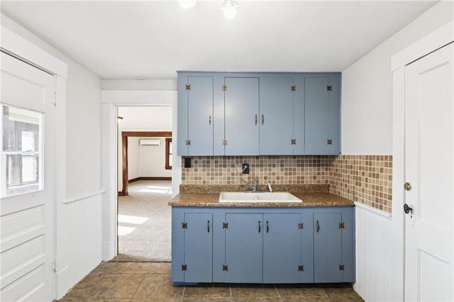 4033 W 367th Street, Louisburg, KS 66053