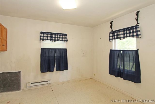 708 S Pecan Street, Nowata, OK 74048