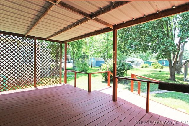 708 S Pecan Street, Nowata, OK 74048