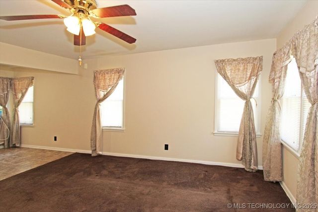 708 S Pecan Street, Nowata, OK 74048