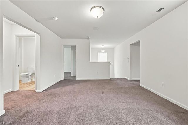 1843 Gatehouse View Drive, Winston-salem, NC 27127