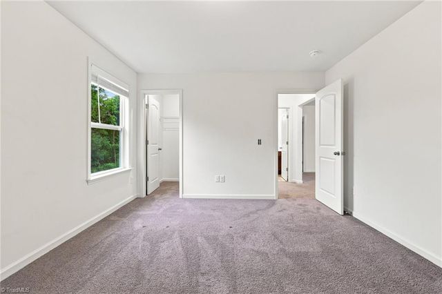 1843 Gatehouse View Drive, Winston-salem, NC 27127
