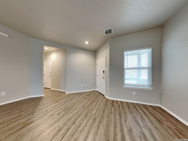 3941 Asher alley, St.hedwig, TX 78152