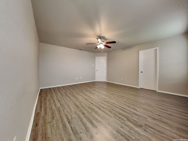 3941 Asher alley, St.hedwig, TX 78152