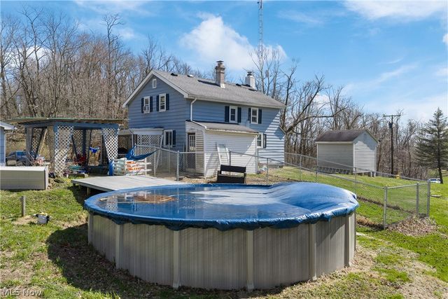 10221 Johnsford Road SW, Beach City, OH 44608