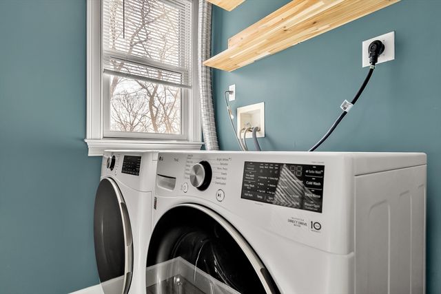 43 Lourdes Ave 2, Boston, MA 02130